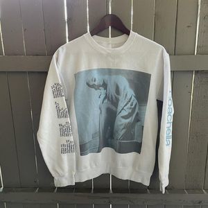 Ariana Grande Coachella AMEX Black Card Crewneck Size Small